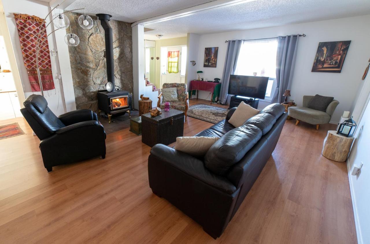 Rose Cottage Bed & Breakfast Valemount Exteriér fotografie